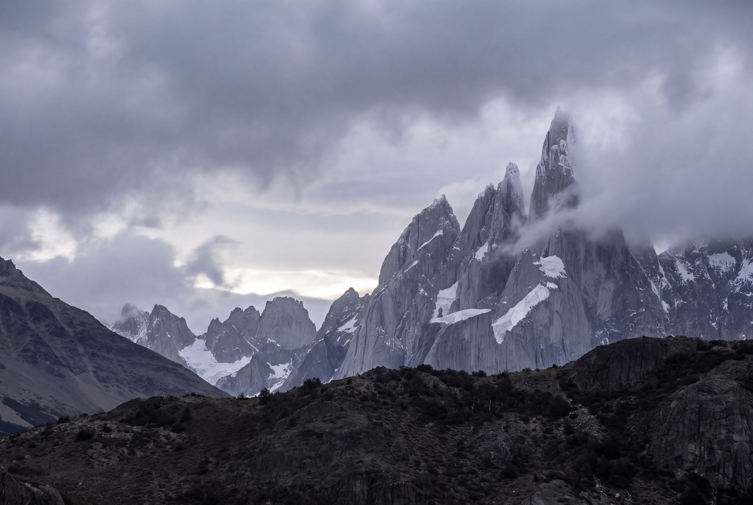 A Season Guide to a Torres del Paine Elopement