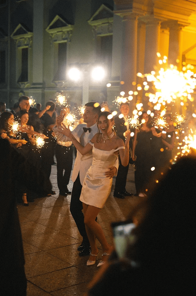 Margaux and Antoine's château wedding, frame 38