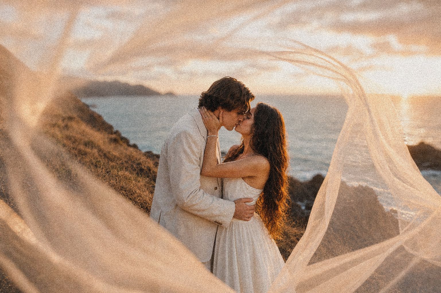 Inés and Rafael's Baja coastal elopement, frame 16