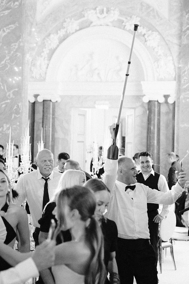 Margaux and Antoine's château wedding, frame 33