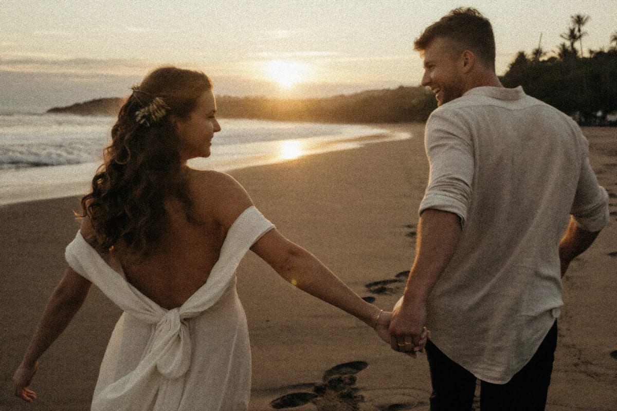 Elopement in Sayulita, Mexico, by Arman Arai