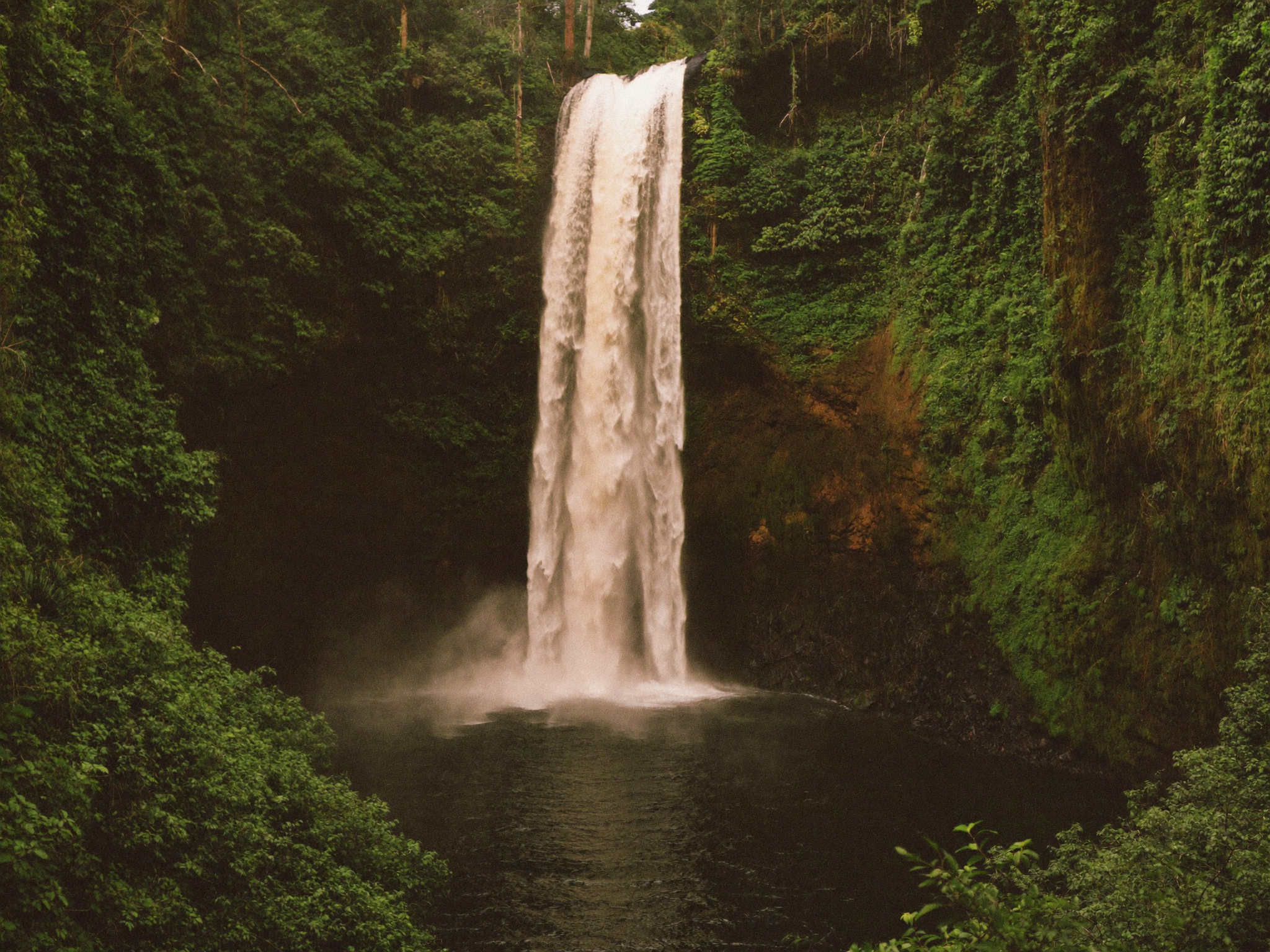 La Fortuna falls frame